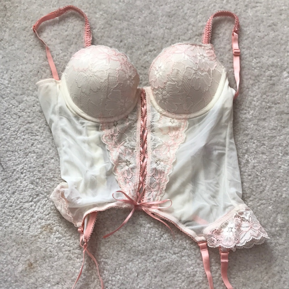 NWOT bustier from famous Livi Rae Lingerie